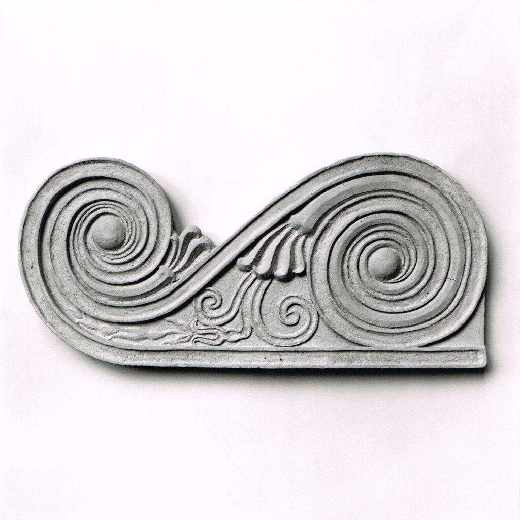Sculpture terre cuite bas-relief décor
