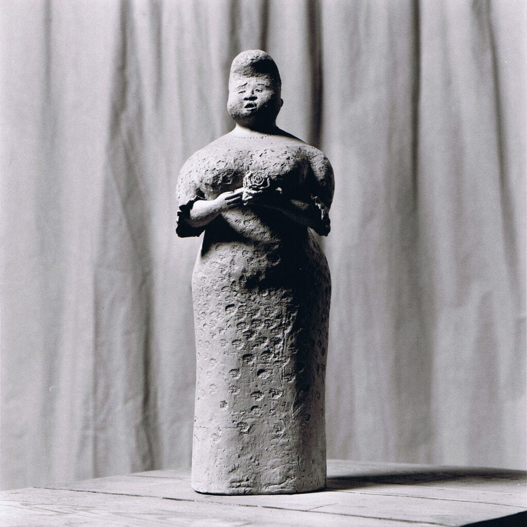 Sculpture terre cuite ronde-bosse personnage