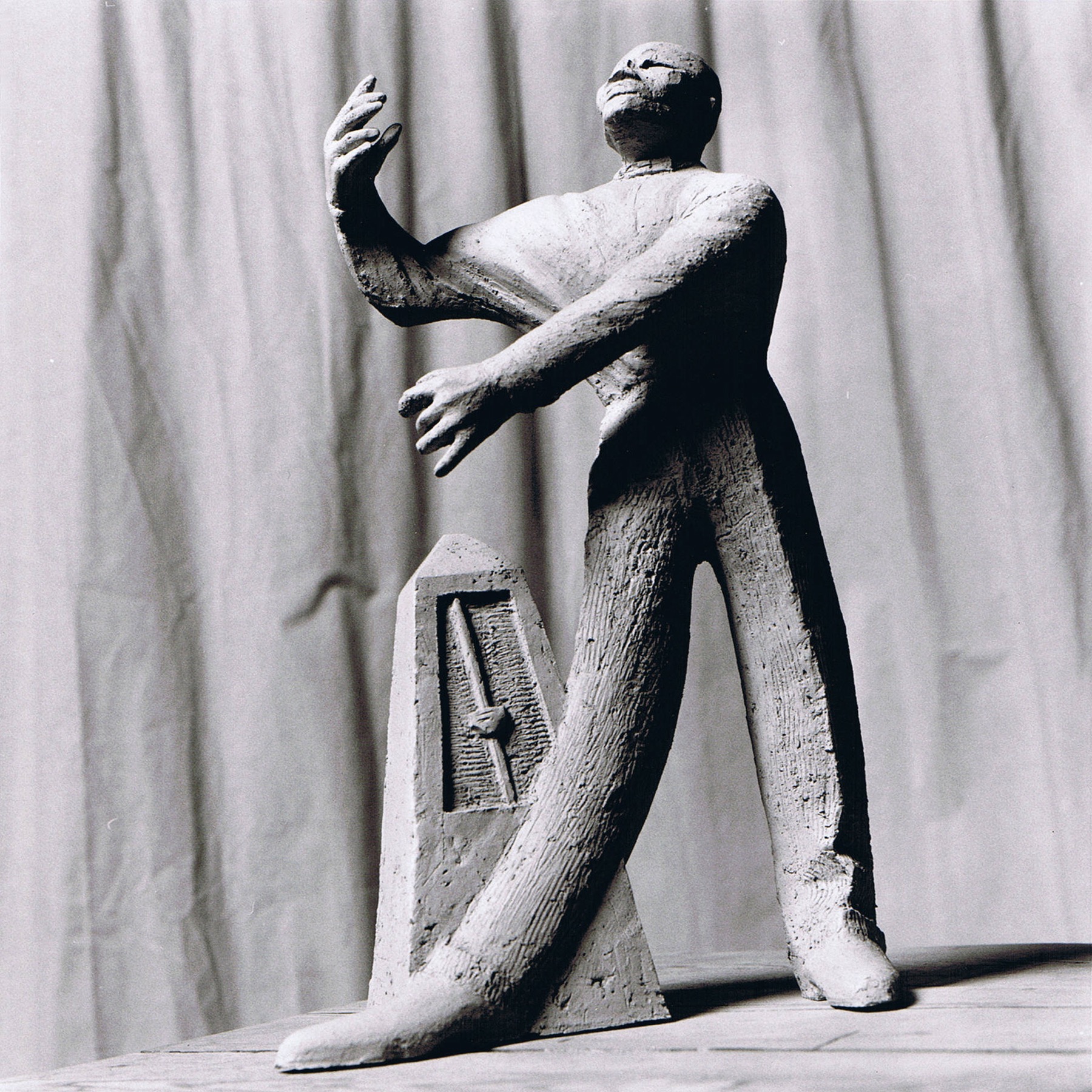 Sculpture terre cuite ronde-bosse personnage
