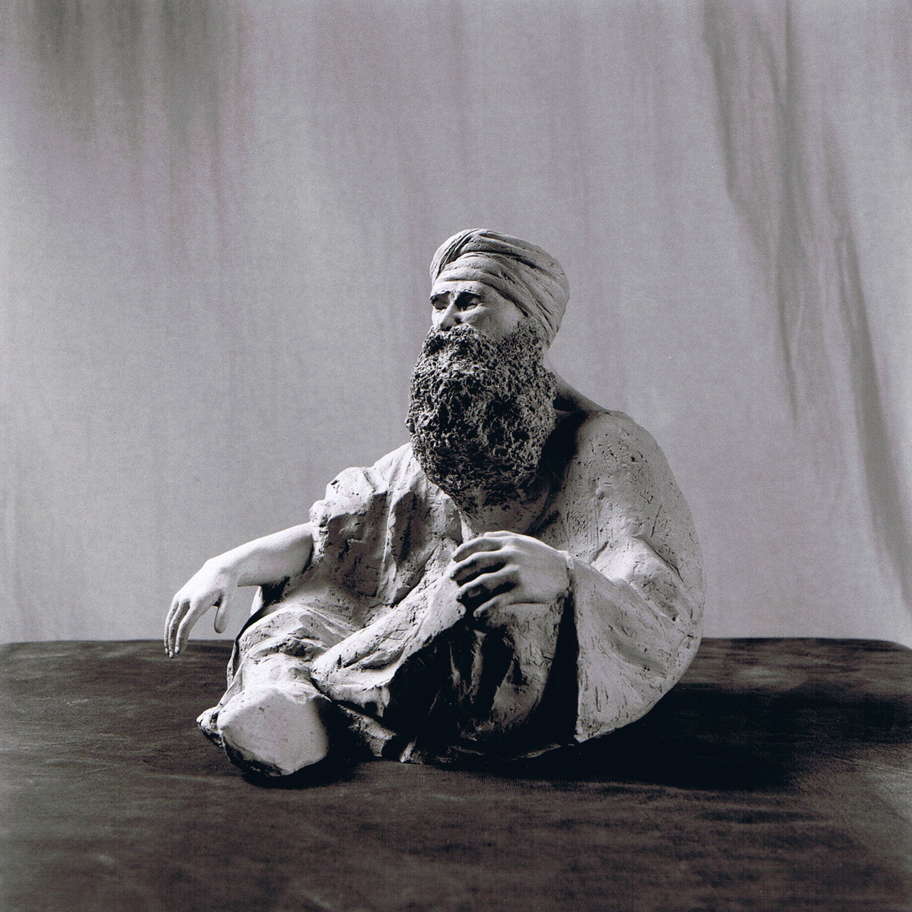 Sculpture terre cuite ronde-bosse personnage