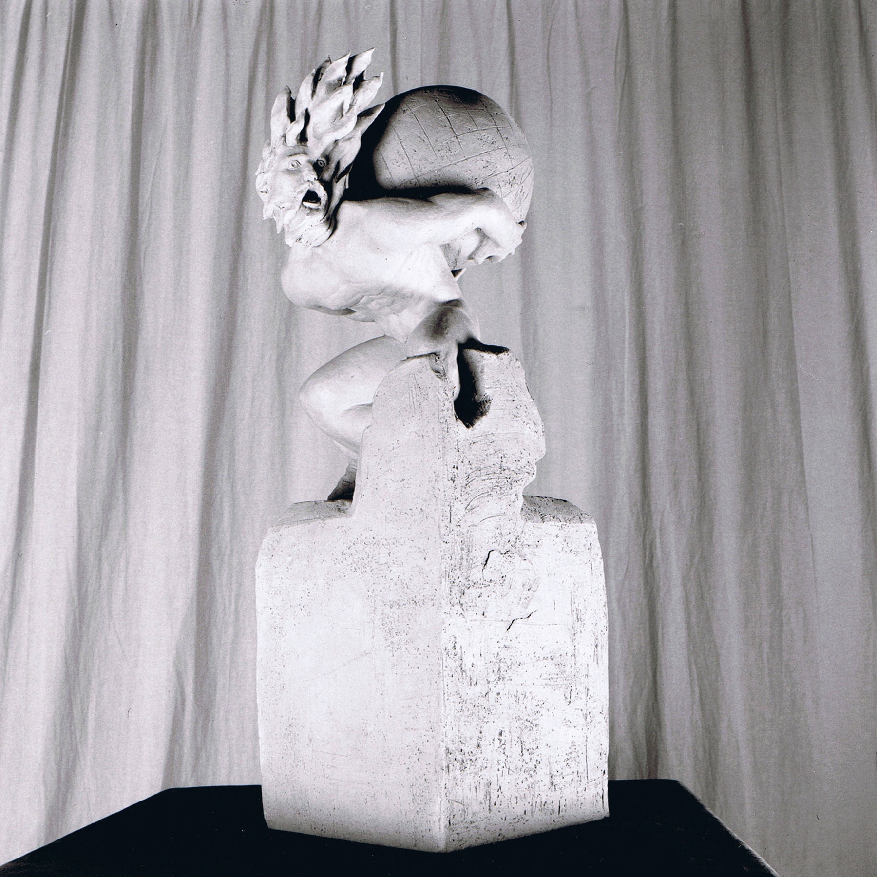 Sculpture terre cuite ronde-bosse personnage