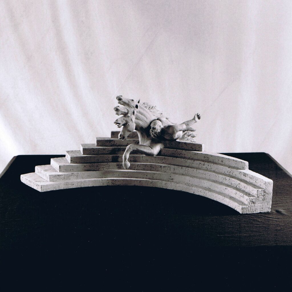 Sculpture terre cuite ronde-bosse monument