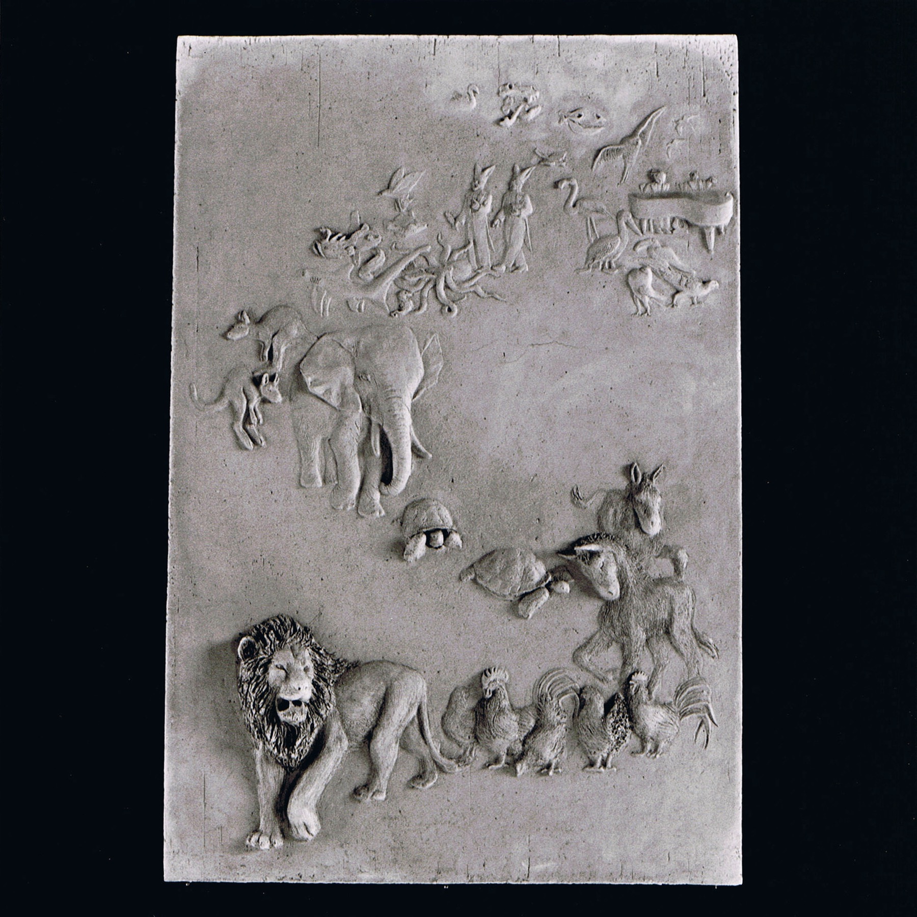 Sculpture terre cuite bas-relief