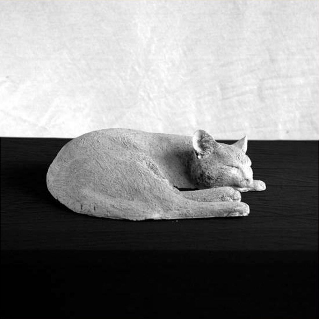 Sculpture terre cuite ronde-bosse animal chat