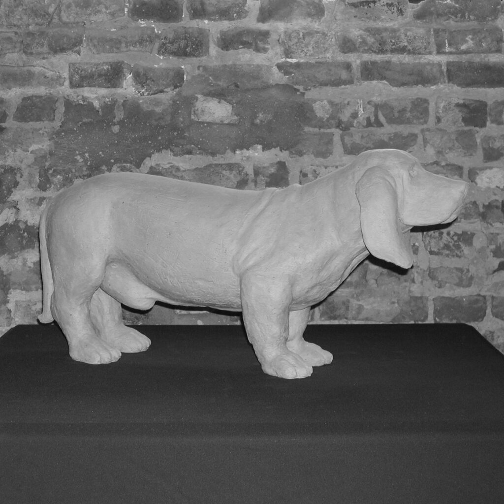 Sculpture terre cuite ronde-bosse animal chien
