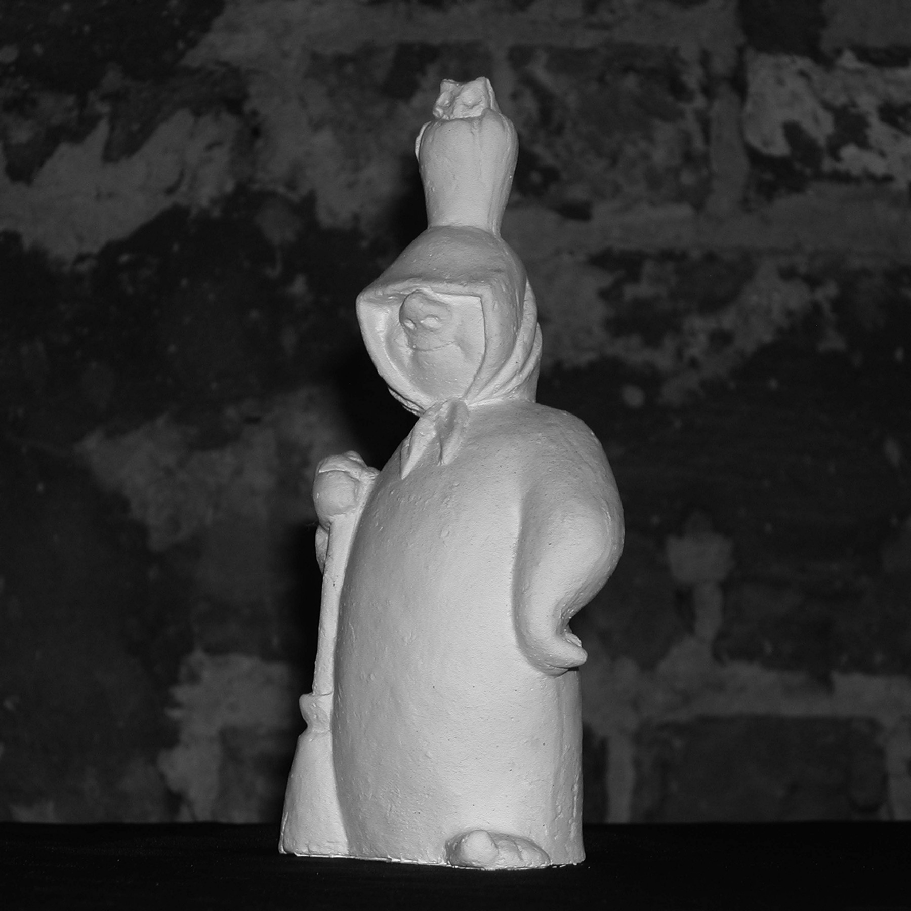 Sculpture plâtre ronde-bosse personnage