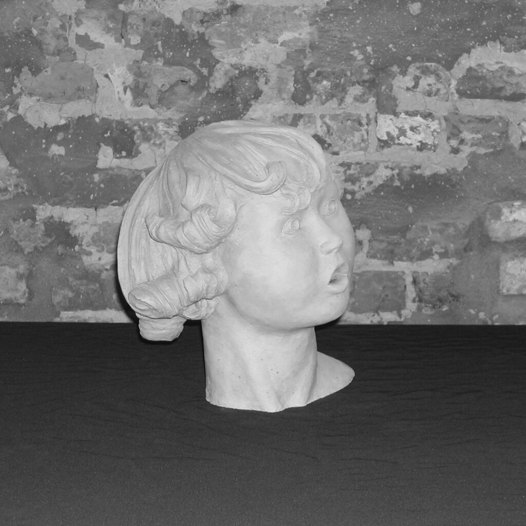 Sculpture terre cuite ronde-bosse tête