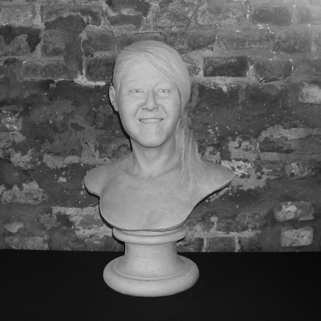 Sculpture terre cuite ronde-bosse Prevost