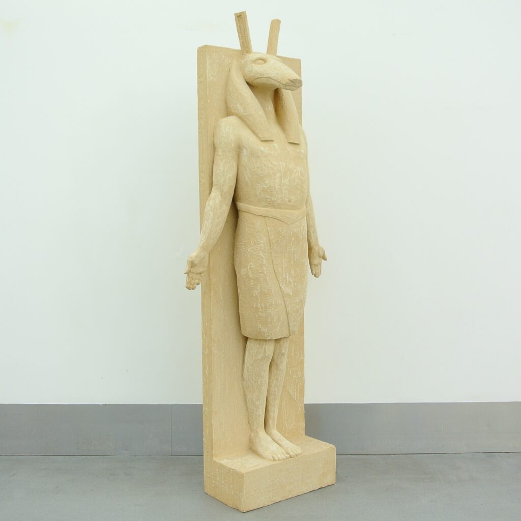 Sculpture ronde-bosse polystyrène dieu égyptien