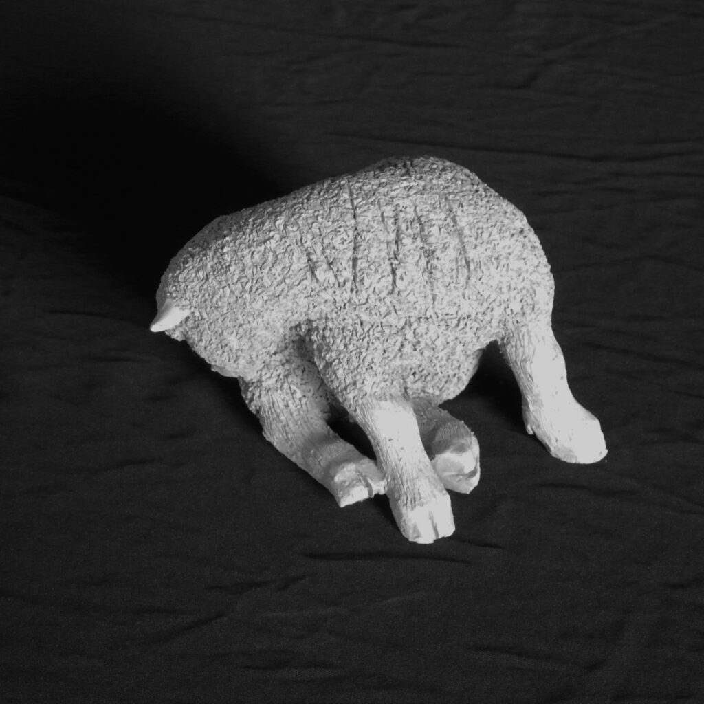 Sculpture terre cuite ronde-bosse animal chat