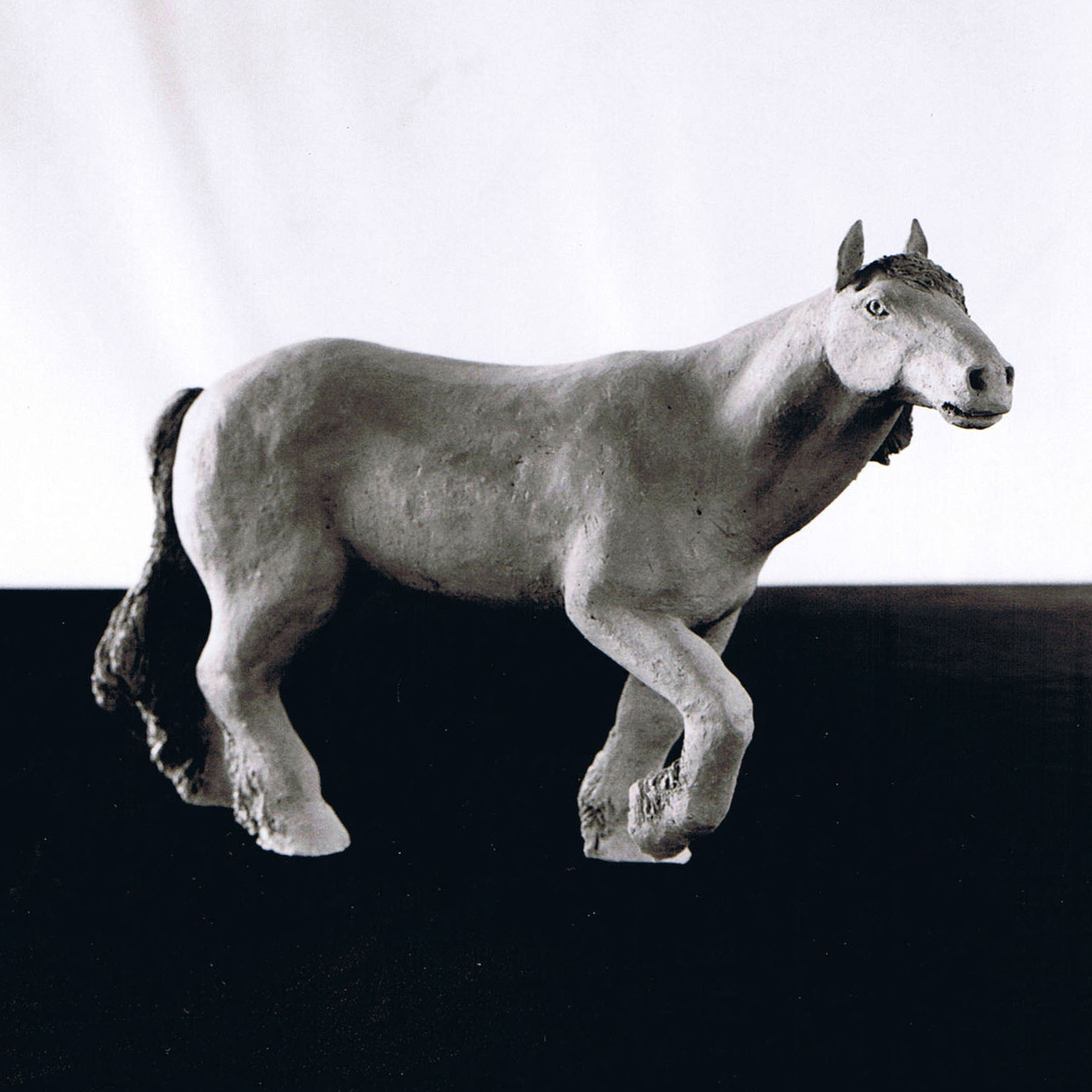 Sculpture terre cuite ronde-bosse animal cheval